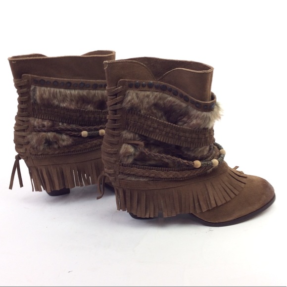 Naughty Monkey Sanchez Ankle Boot - Picture 2 of 6